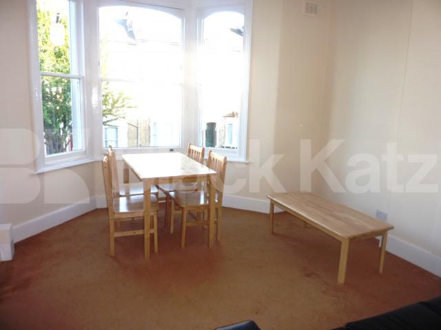 			NEW INSTRUCTION!, 1 Bedroom, 1 bath, 1 reception Flat			 Freegrove Road, CALEDONIAN ROAD